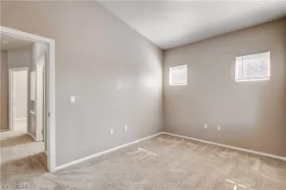 Photo #4: 2793020 Listing