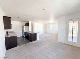 Photo #5: 2793091 Listing 