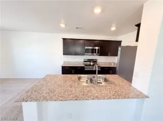 Photo #6: 2793091 Listing 