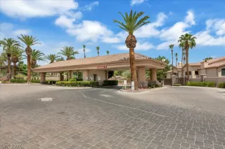 Photo #1: 2793103 Listing