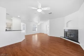 Photo #5: 2793103 Listing