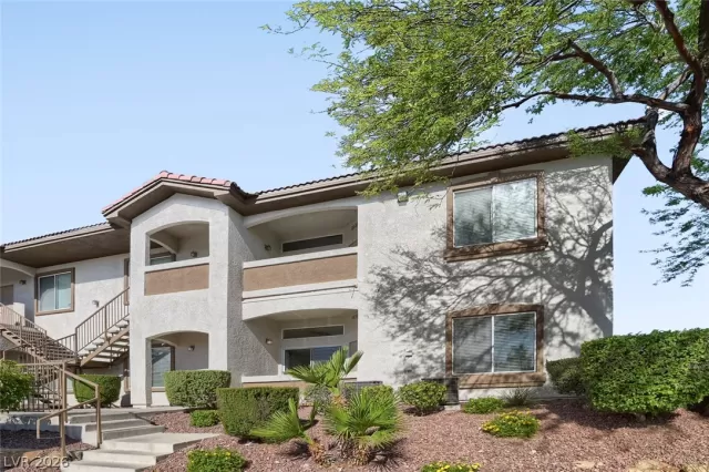 MLS: 2793148 Condo For Sale