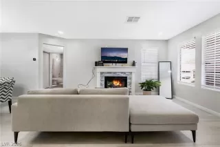 Photo #5: 2793174 Listing