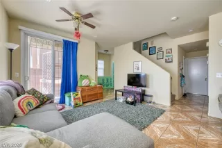 Photo #2: 2793190 Listing