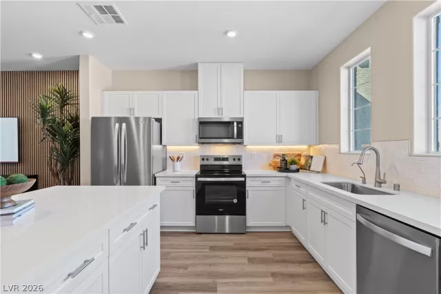 MLS: 2793200 Condo For Sale