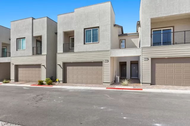 MLS: 2793252 Condo For Sale