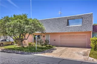 Photo #2: 2793309 Listing