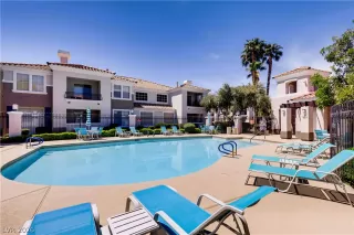 Photo #3: 2793313 Listing 