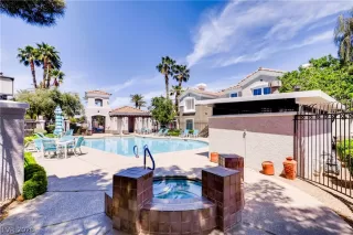 Photo #4: 2793313 Listing 