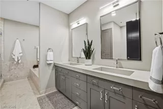 Photo #3: 2793317 Listing