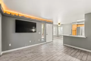 Photo #2: 2793330 Listing