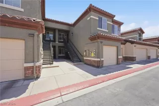 Photo #4: 2793339 Listing