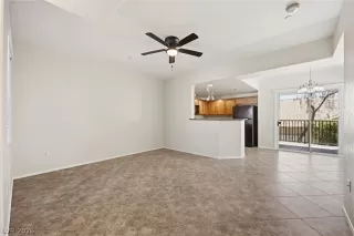 Photo #5: 2793339 Listing
