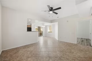 Photo #6: 2793339 Listing