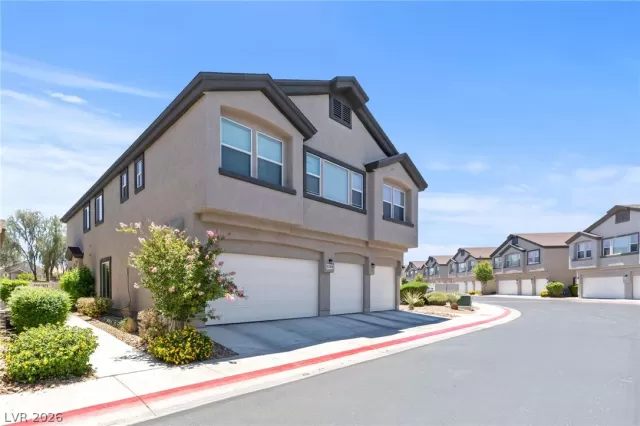 MLS: 2793362 Condo For Sale