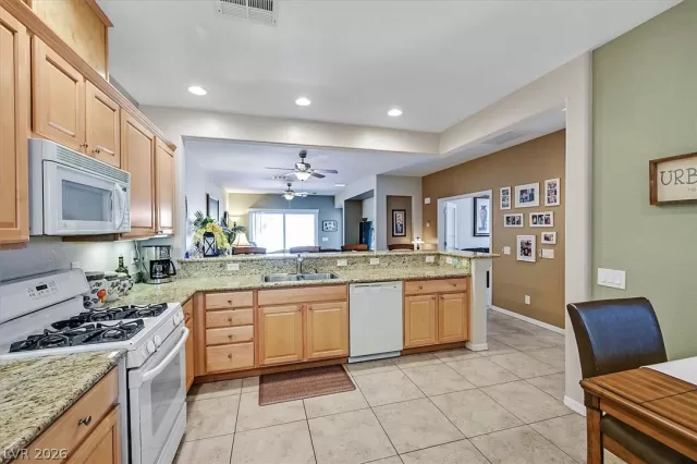 MLS: 2793368 Condo For Sale