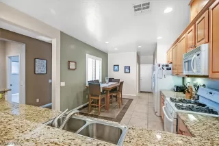 Photo #4: 2793368 Listing
