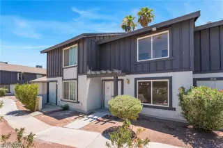 Photo #4: 2793385 Listing