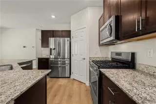 Photo #5: 2793391 Listing