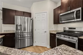 Photo #6: 2793391 Listing