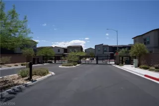 Photo #5: 2793403 Listing