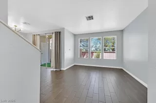 Photo #2: 2793432 Listing