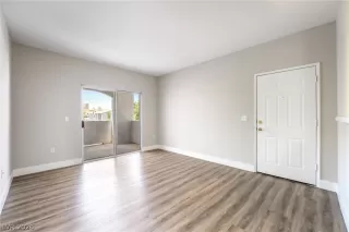 Photo #6: 2793435 Listing