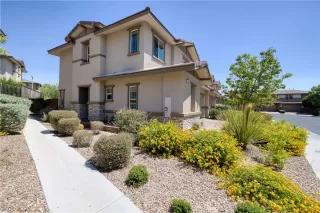 Photo #2: 2793438 Listing