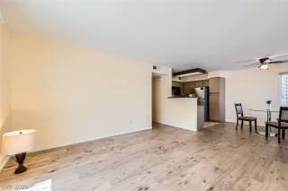 Photo #6: 2793489 Listing