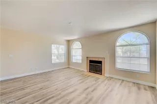 Photo #2: 2793527 Listing