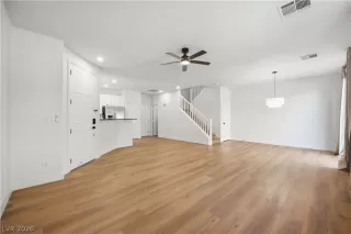 Photo #3: 2793554 Listing