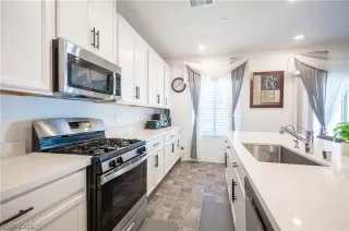 Photo #4: 2793598 Listing