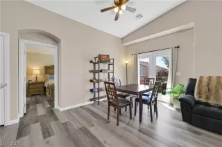 Photo #6: 2793606 Listing