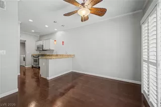 Photo #3: 2793607 Listing