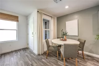 Photo #5: 2793614 Listing