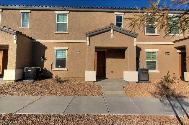 MLS: 2793615 Condo For Sale