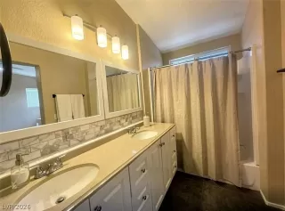 Photo #3: 2793691 Listing