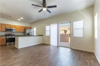 Photo #3: 2793713 Listing