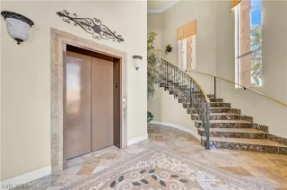 Photo #1: 2793731 Listing 