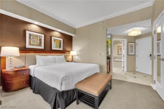 Photo #2: 2793776 Listing