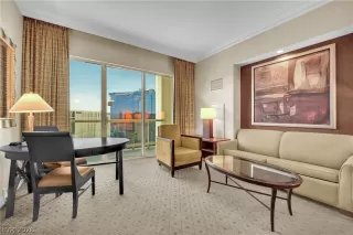 Photo #6: 2793776 Listing