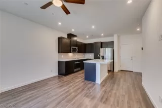 Photo #6: 2793848 Listing