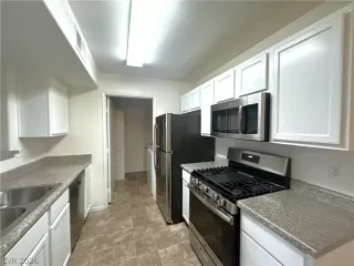 Photo #2: 2793875 Listing 
