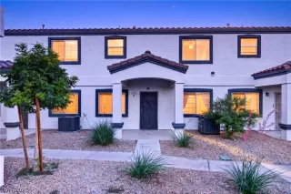 Photo #1: 2793917 Listing