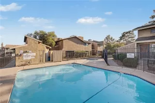 Photo #6: 2793943 Listing 
