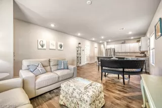 Photo #2: 2794004 Listing 
