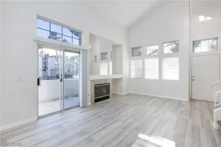 Photo #3: 2794008 Listing