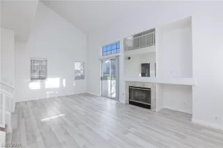 Photo #4: 2794008 Listing