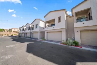 Photo #1: 2794070 Listing 