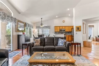 Photo #6: 2794104 Listing 